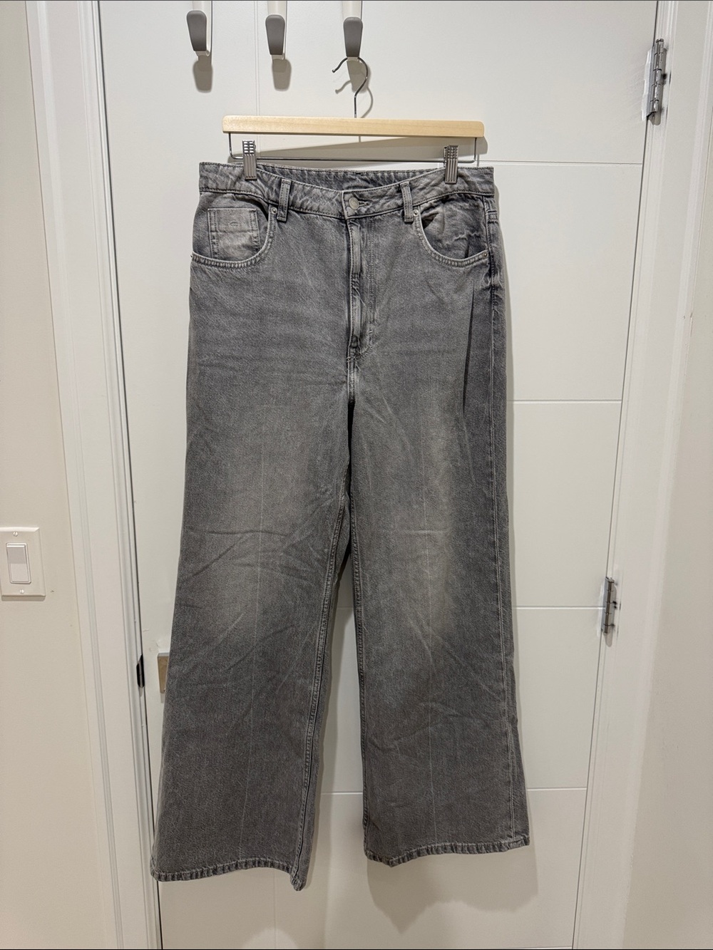 H & M Wide Leg Gray Denim Jeans